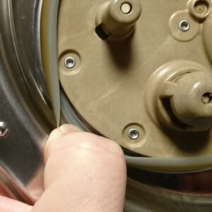 パッキンの切れた所