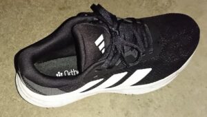 ランニングシューズ