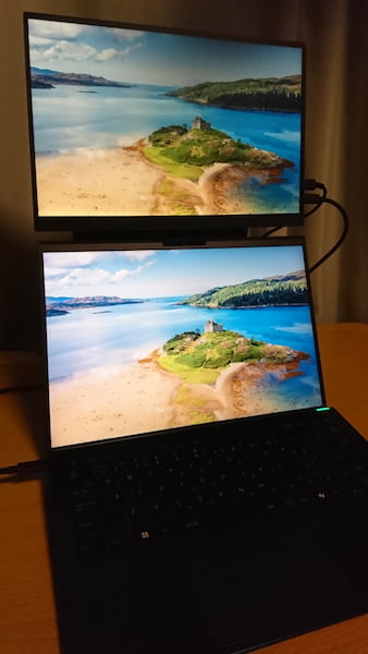 VAIO Vision+14は縦に使うと便利
