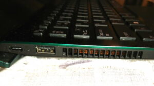 VAIO SX14-Rの端子 左側